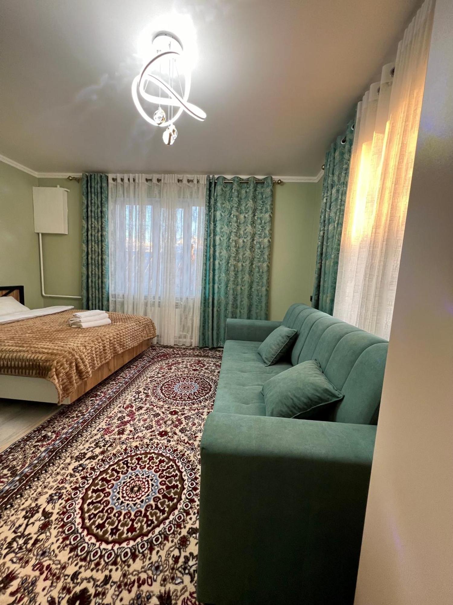 Maral Guesthouse Karakoł Zewnętrze zdjęcie